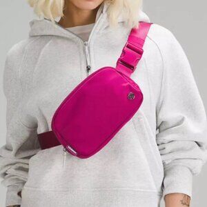 NWOT LULULEMON Everywhere Belt Bag O/S WLDB Wild Berry